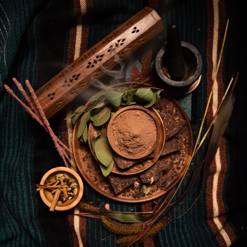 100% Raw Cacao Poeder - Ecuador &bull; Arriba Nacional 200 gr. - ceremonieel cacaopoeder - textuur en kleur