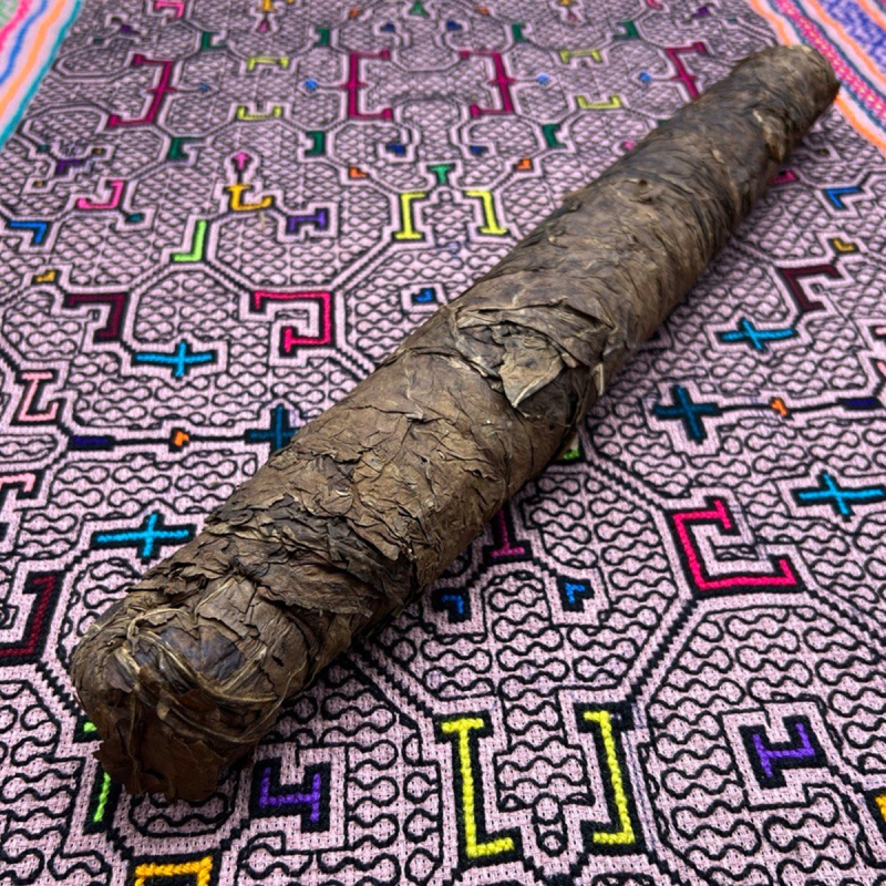 Peru Mapacho Rol Heel (Nicotiana Rustica) 800-900 gram - ceremonieel blad voor ritueel gebruik Peru Mapacho Rol Heel (Nicotiana Rustica) 800-900 gram - ceremonieel blad voor ritueel gebruik