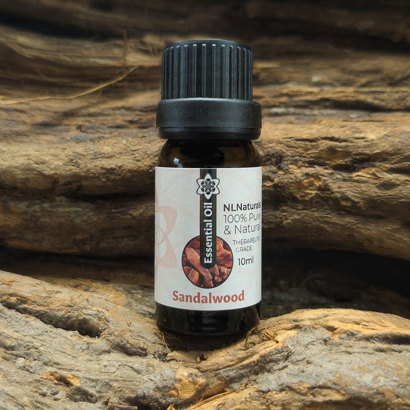 Sandelhout Essenti&euml;le Olie Kopen | Warm Houtig Aroma