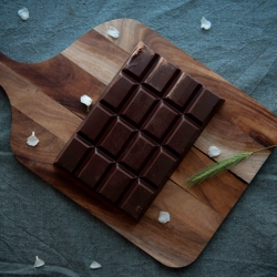 Premium 100% Raw Cacao Paste - Ecuador • Hacienda Sofia - unroasted ceremonial grade cacao paste