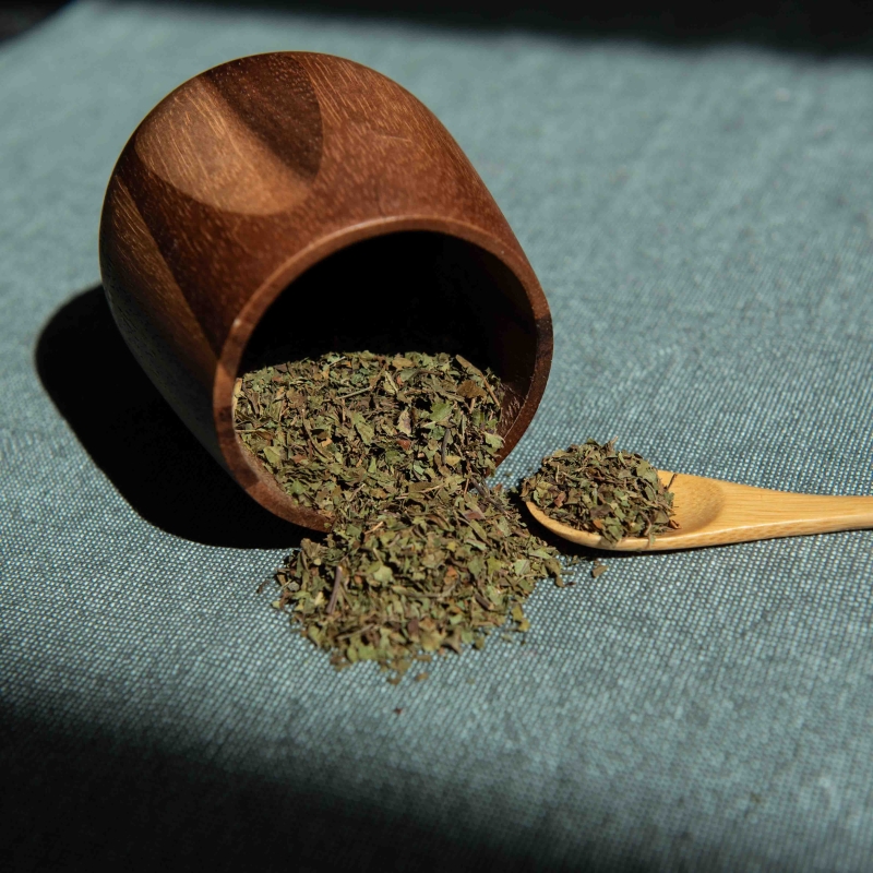 Kratom - Maeng Da Green Crushed Leaves - whole Mitragyna Speciosa leaves - top view