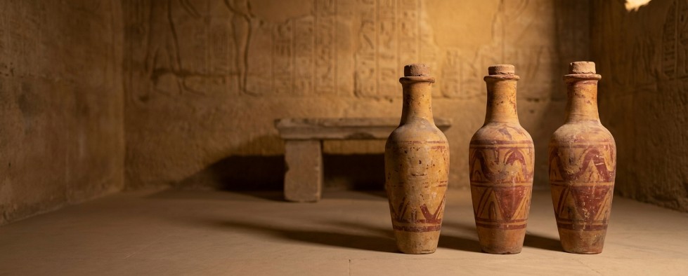 Egyptian wine jars in Tutankhamun tomb
