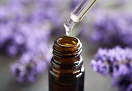 Essential Oils and Aromatherapy: The Essence of Nature for Your Health