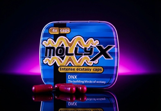 Party Pills Vergelijking: Happy Caps vs DNX Pills